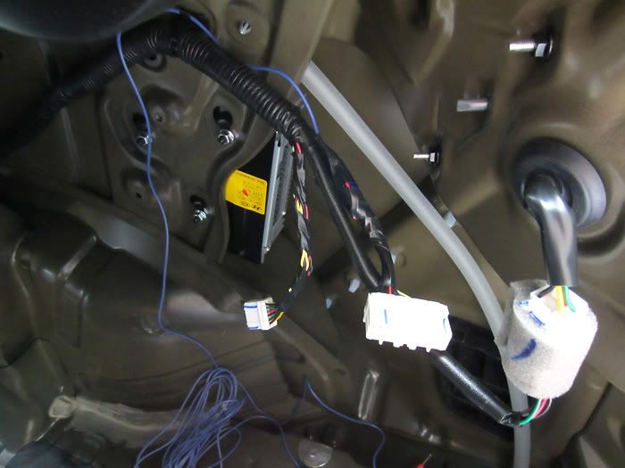 Elantra Limited w/ Nav Subwoofer and Amplifier Install and Setup (step